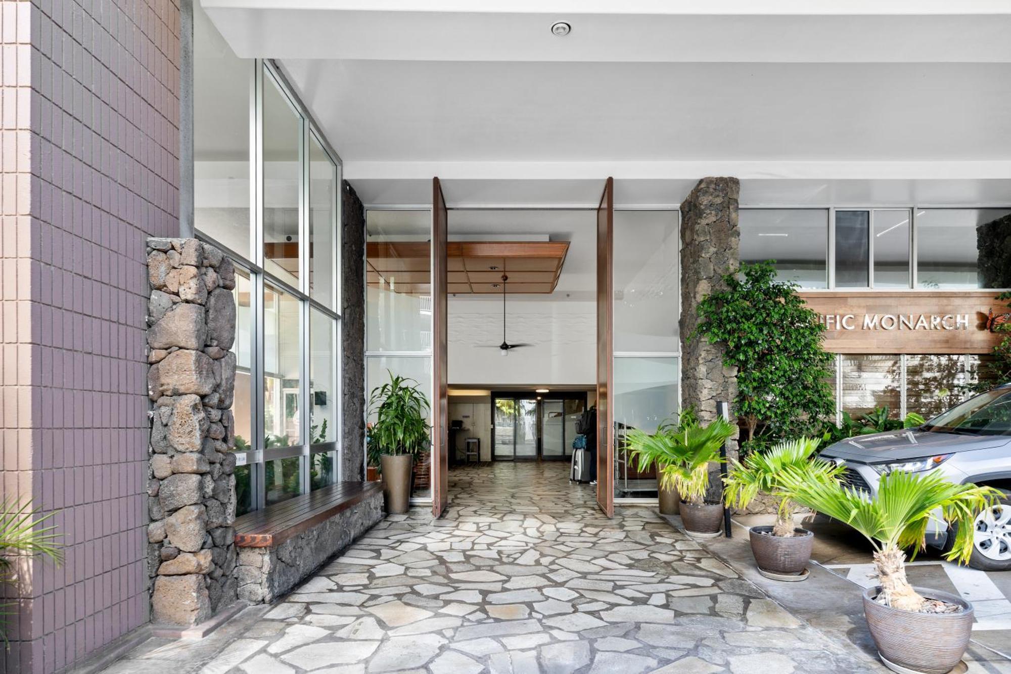 Pacific Monarch - 1 Bedroom - Ocean And City Views! Honolulu Exterior photo